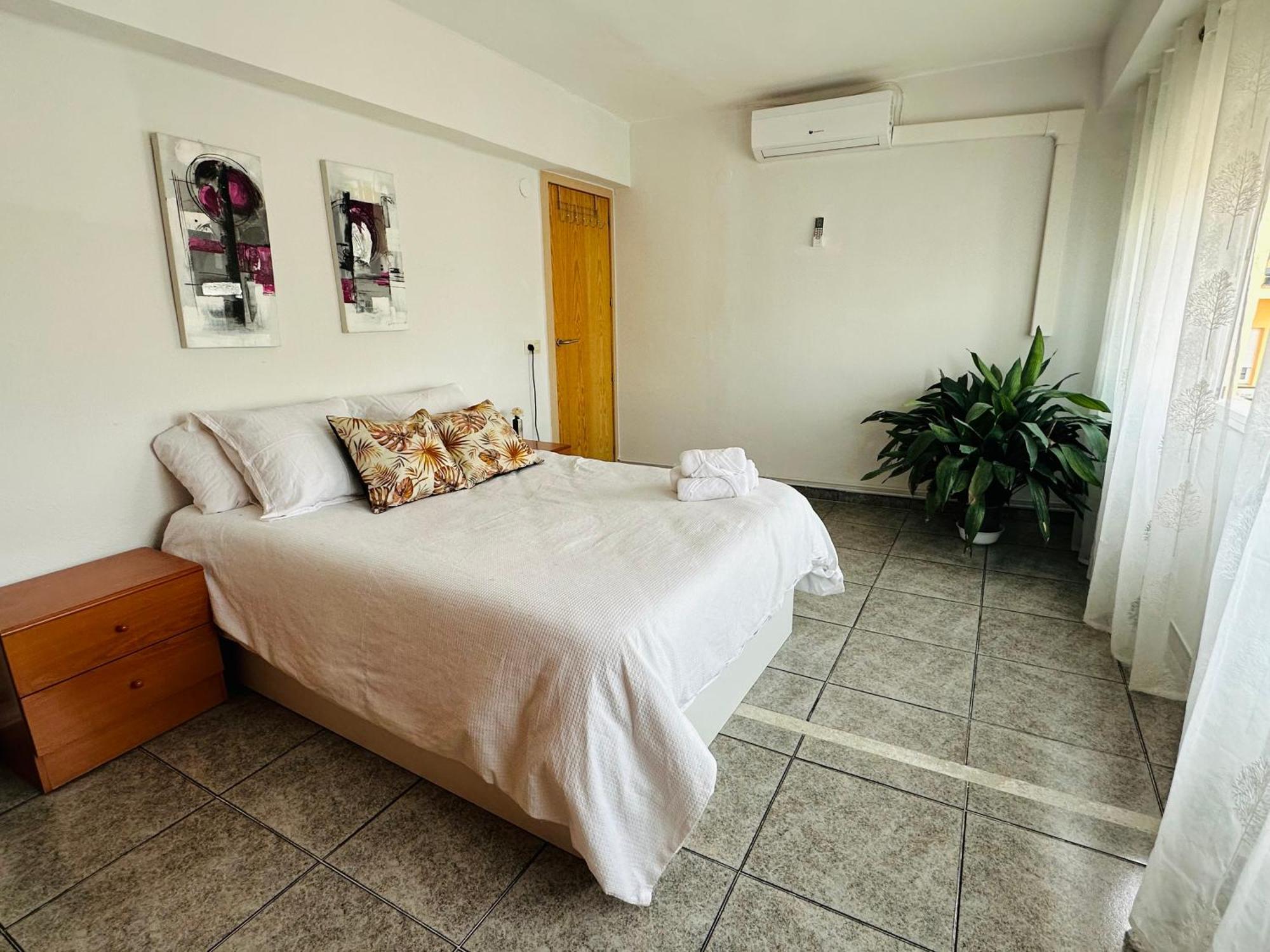 Apartamento Entero Cerca De La Playa Sant Carlos de la Ràpita Exterior foto